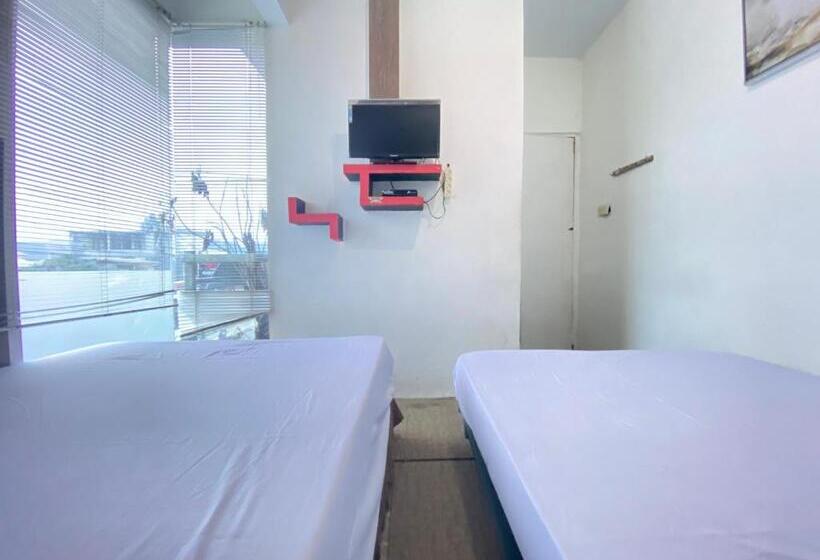Hotell Homestay Batu Kelir Syariah Dieng Mitra Reddoorz