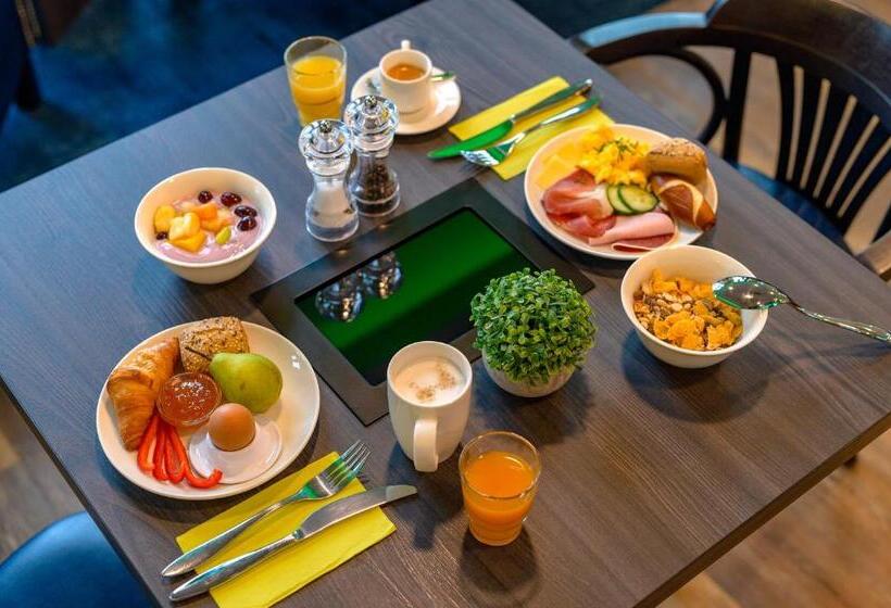هتل Ibis Styles Kiel City