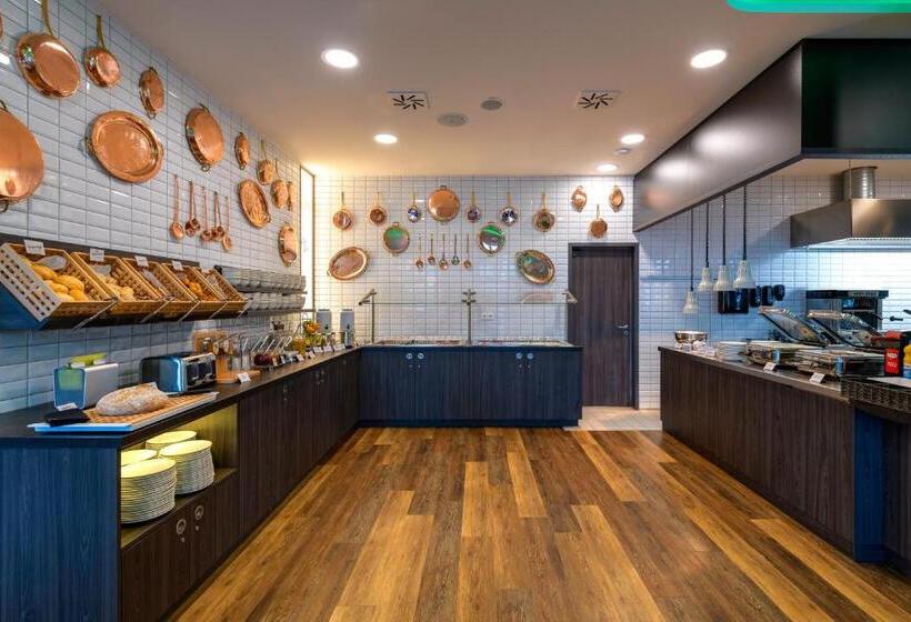 هتل Ibis Styles Kiel City