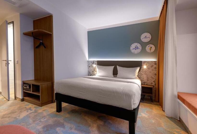 هتل Ibis Styles Kiel City