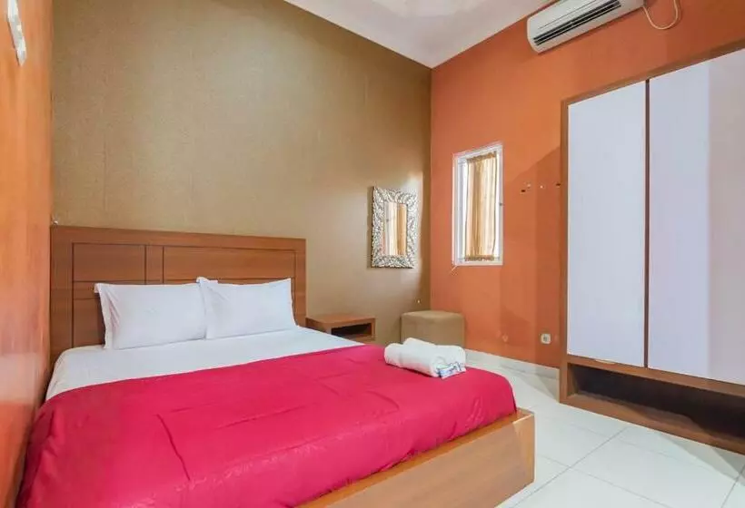 Hotelli Markoni Pamanukan Mitra Reddoorz