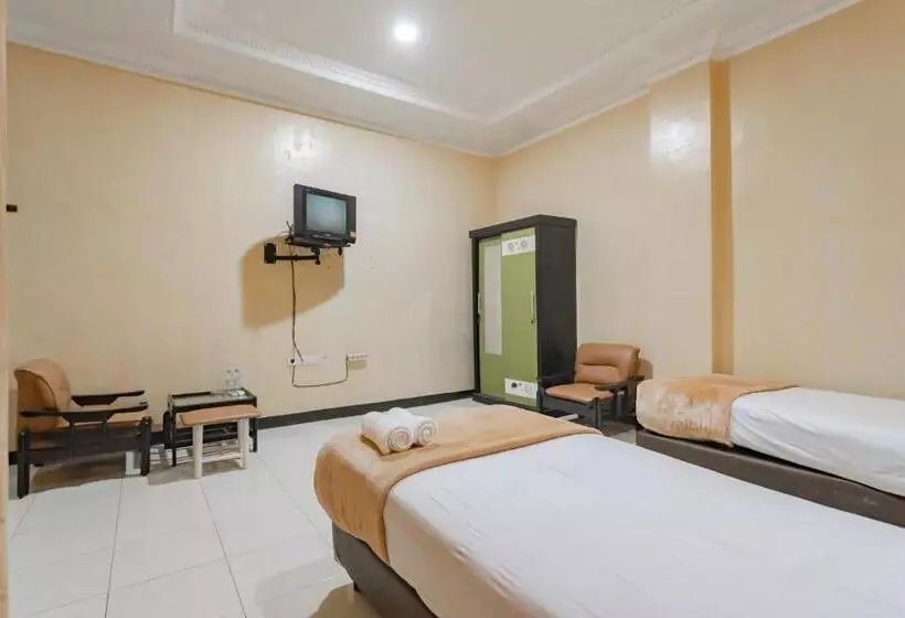 Hotelli Markoni Pamanukan Mitra Reddoorz