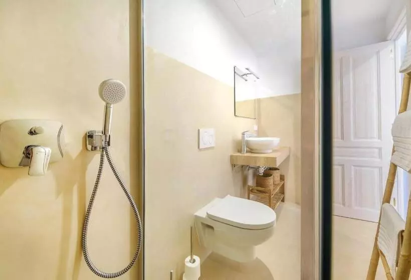 Hotel Menditzu Rooms