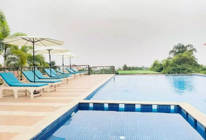 ホテル Oxygen Resorts Morjim, Goa