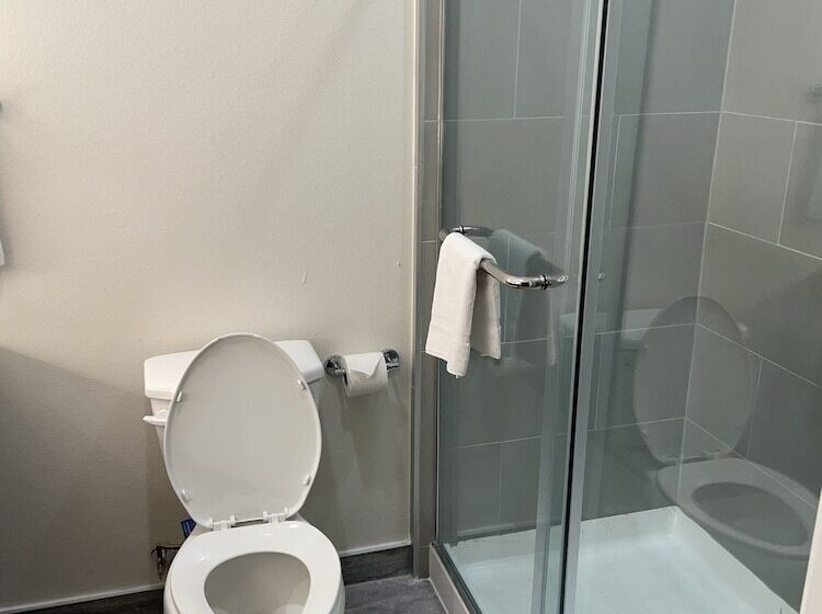 فندق Palace Inn Blue Garth Rd