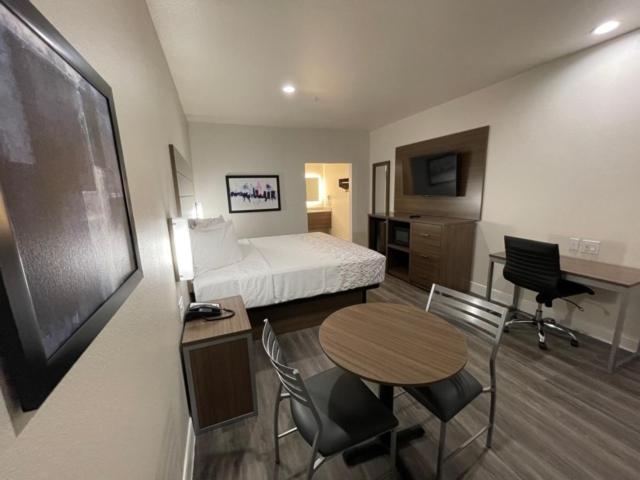 فندق Palace Inn Blue Garth Rd