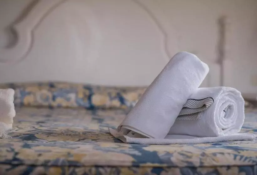 Il Giardino Degli Oleandri