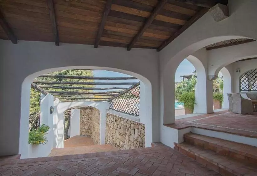 Il Giardino Degli Oleandri