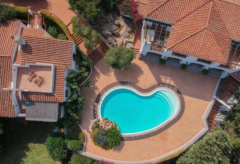 Il Giardino Degli Oleandri