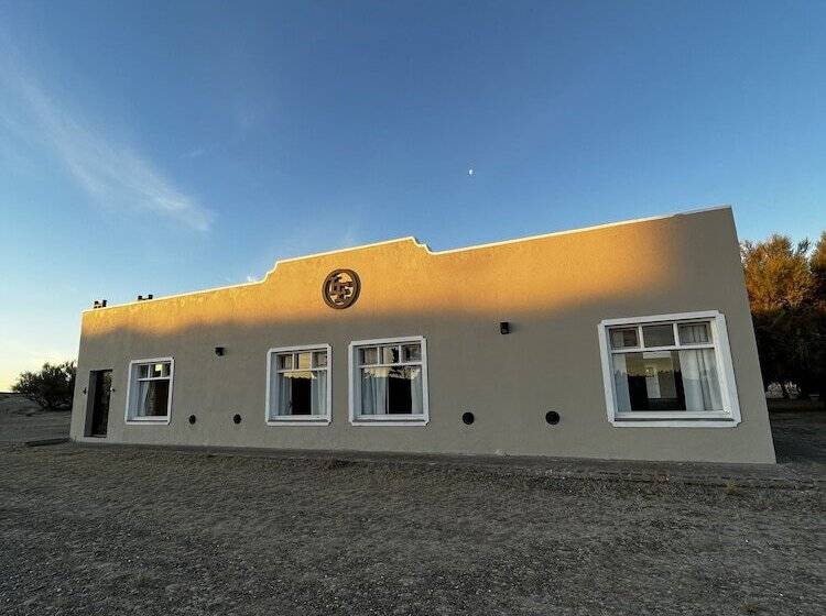 Hostel La Elvira Natural Lodge