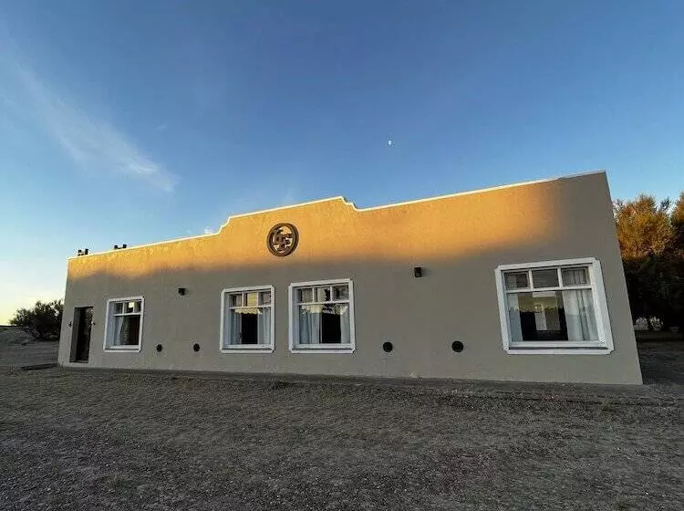 Retkeilymaja La Elvira Natural Lodge