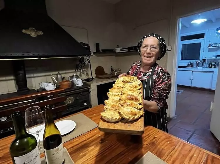 Retkeilymaja La Elvira Natural Lodge