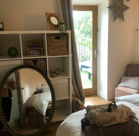 مبيت وإفطار The Cottage, Ashfield Place