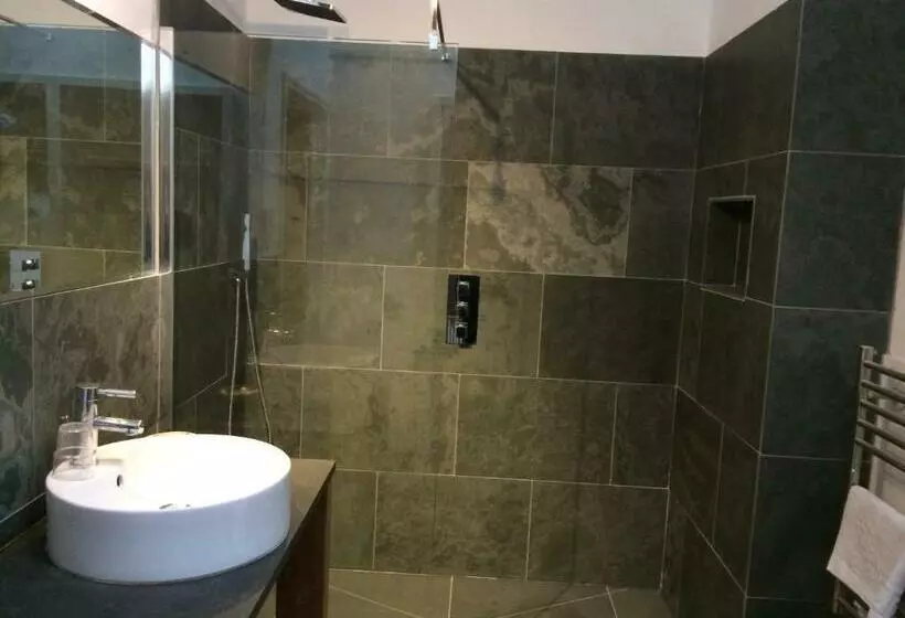 Aamiaismajoitus (B&B) Three Chimneys Farm Accommodation