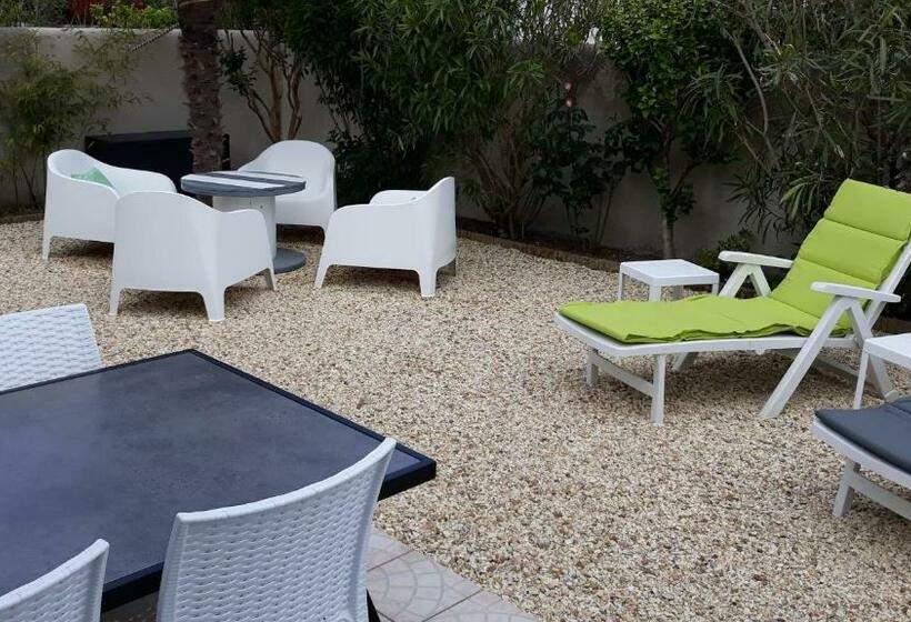 مبيت وإفطار Villa Moris