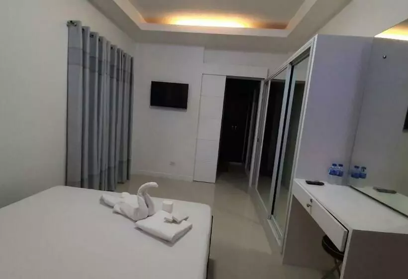 ホテル Livewire Planet Suites