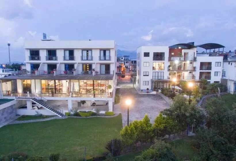 ホテル Suites Don Miguel