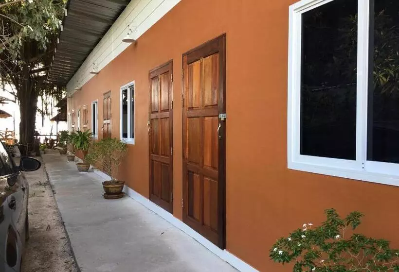 Hotelli The Brown House