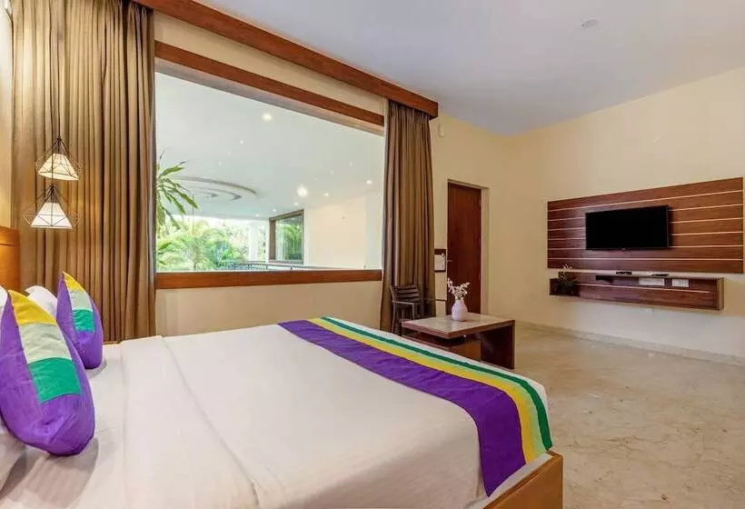 ホテル Treebo Premium Villa Escape In With Pool View