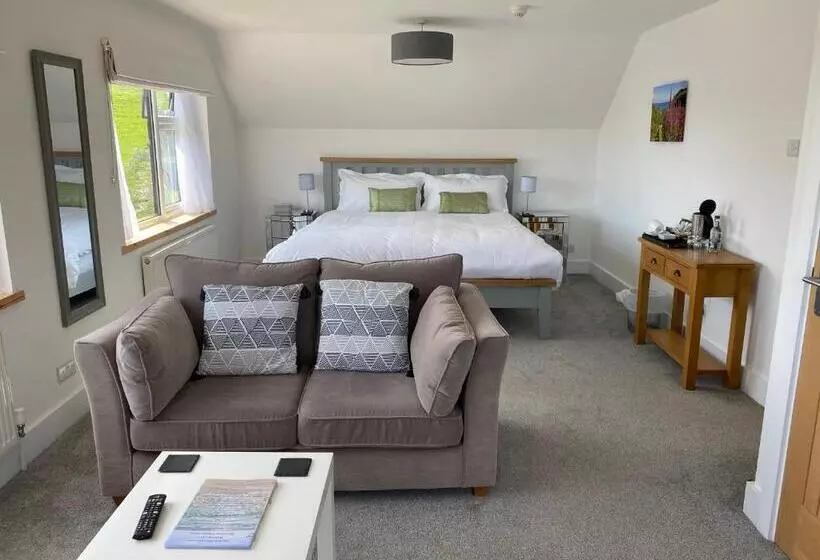 Kerryanna Country House Bed And Breakfast