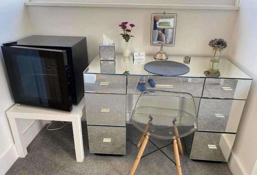 Kerryanna Country House Bed And Breakfast