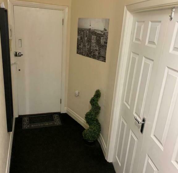 ペンション Beddington Park Lodge West