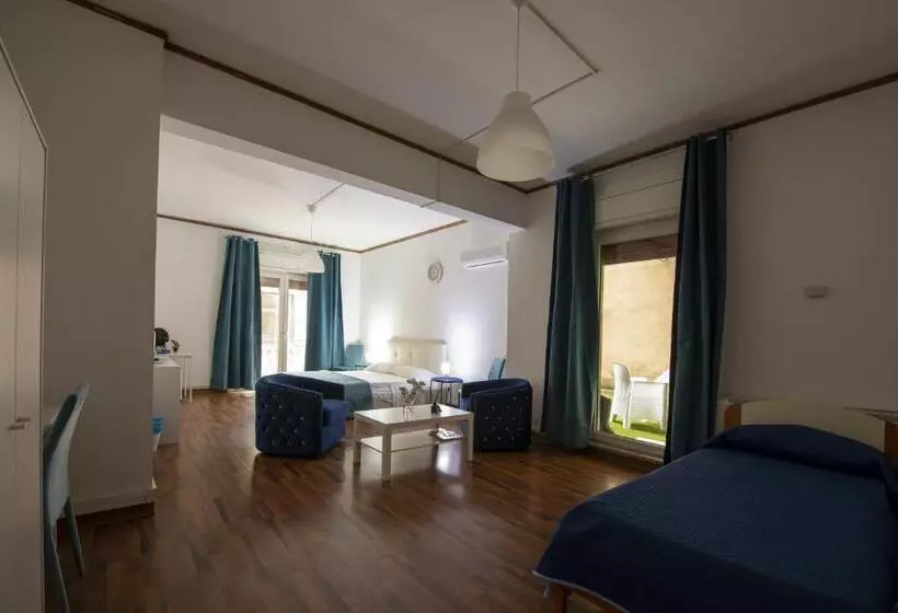 پانسیون Doctor House Standard, Suites & Luxury Rooms