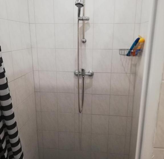 פנסיון Lucky Hostel