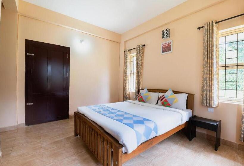 Пансион Oyo 78243 Vedica Home Stays