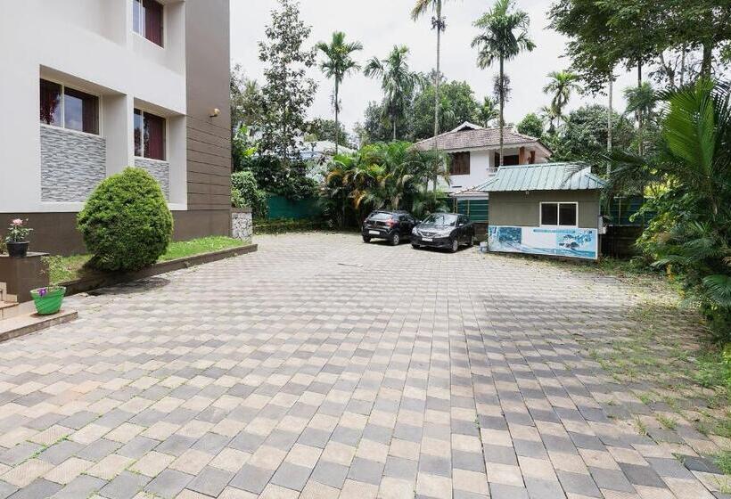 Пансион Oyo 78243 Vedica Home Stays