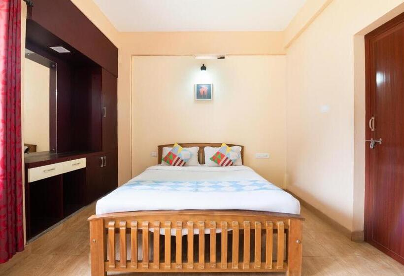 Пансион Oyo 78243 Vedica Home Stays