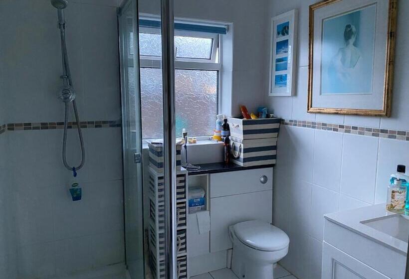 膳宿费 Pagham Getaways