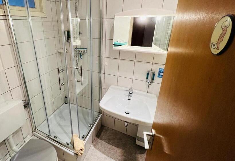 ペンション Vor Lauter Bäumen B&b