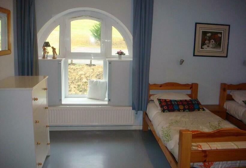 Общежитие Gite De Pontgibaud