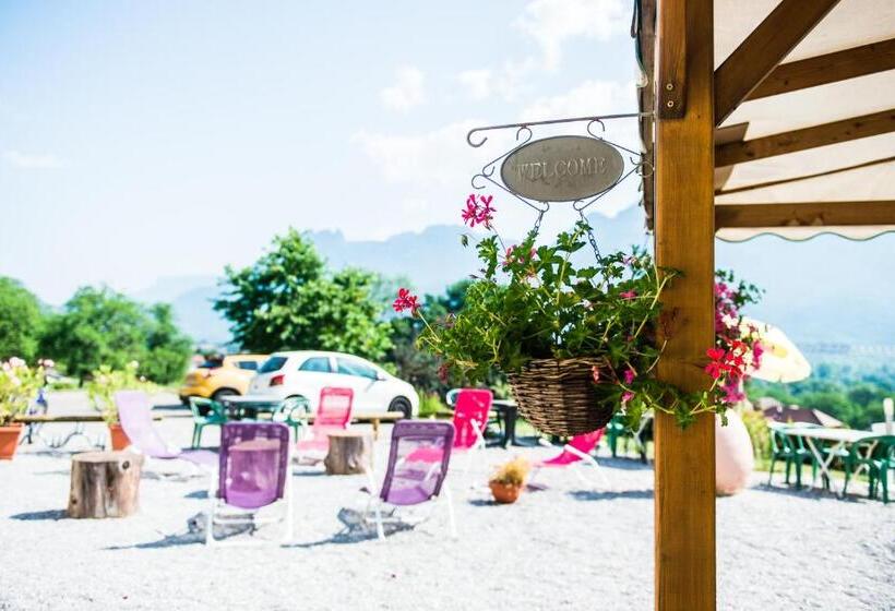 Общежитие Gite De Pontgibaud