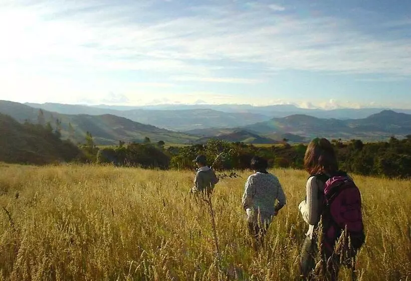 Retkeilymaja Posada Del Páramo   Rnsc Bosque De Niebla