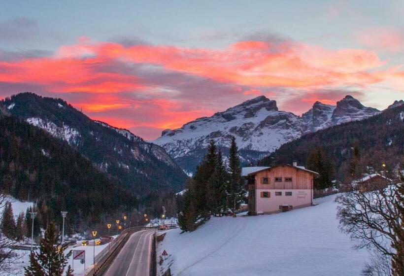 住宿加早餐  Garni Juri