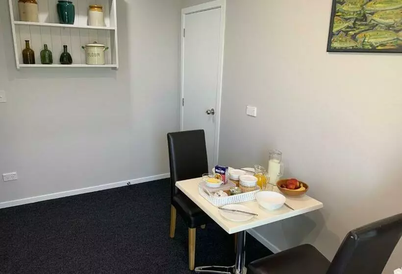 Taipa Views Bed & Breakfast