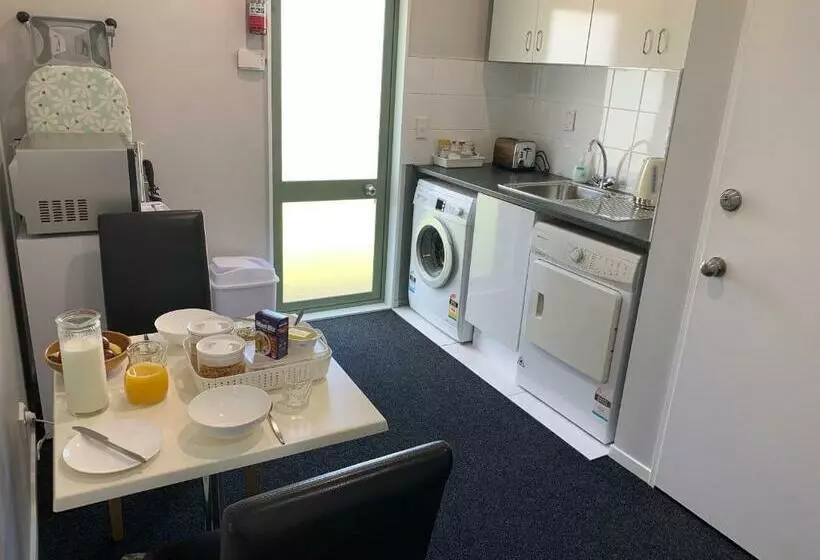 Taipa Views Bed & Breakfast