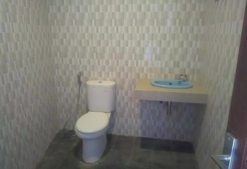 ホテル Ridho Malik