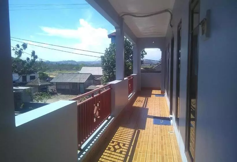 ホテル Ridho Malik