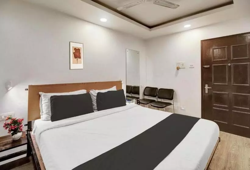 ホテル Super Townhouse Hatigaon Near Medicity