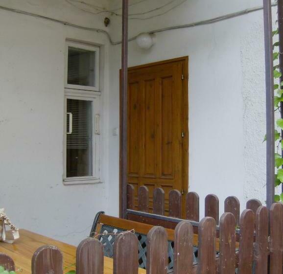 Pensionat Csapd Le Csacsi Vendégház