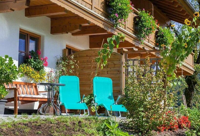 Pensió Ferienwohnungen Zweckl