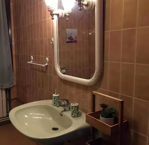 Majatalo Home Sancle