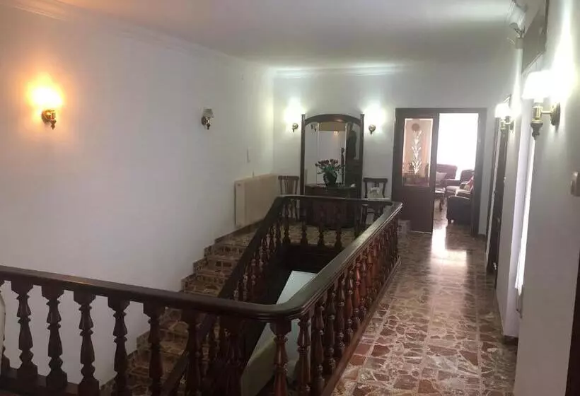 Majatalo Home Sancle