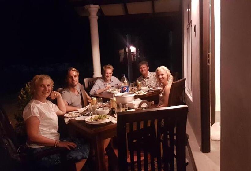 پانسیون Luna Beach