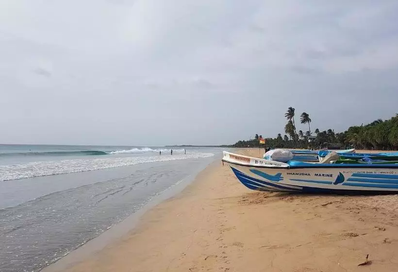 پانسیون Luna Beach