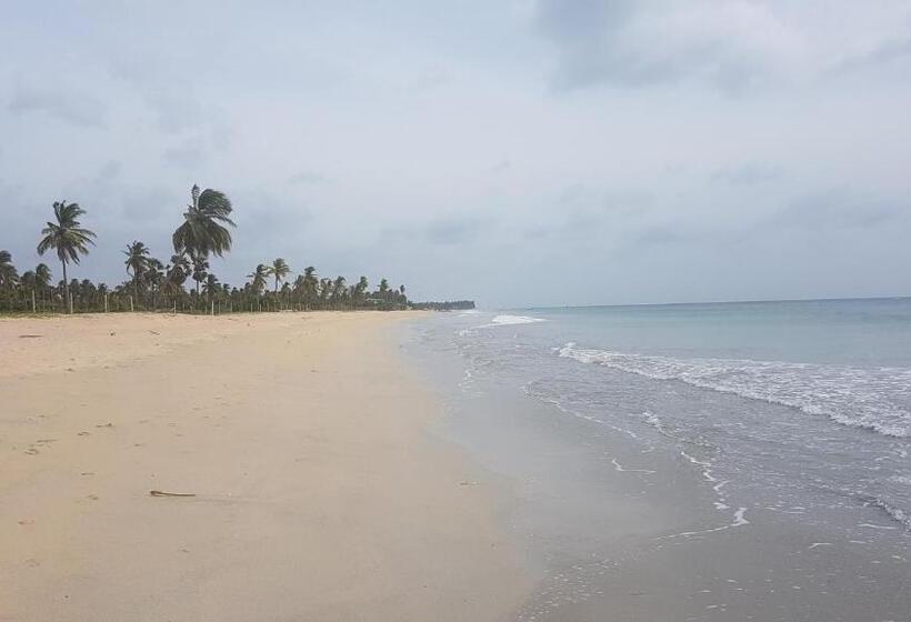 پانسیون Luna Beach