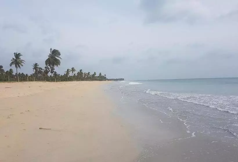 پانسیون Luna Beach